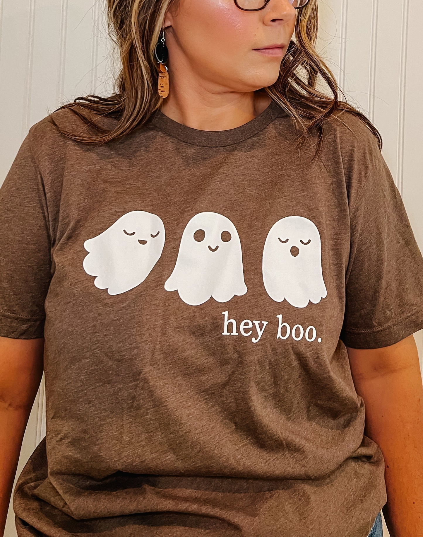 Hey Boo Friendly Ghosts Halloween Graphic Tee