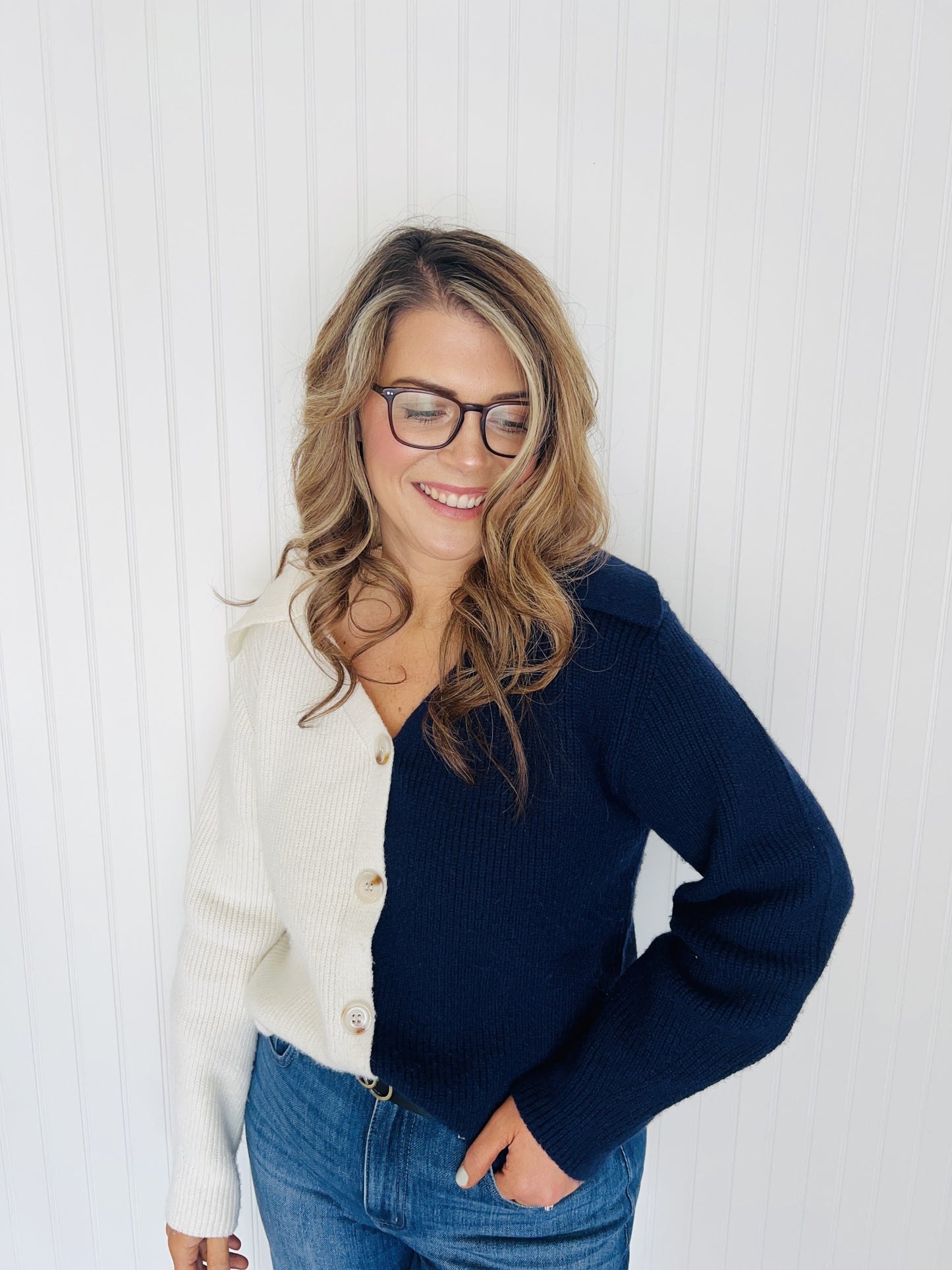 TWO TONE V-NECK CARDIGAN